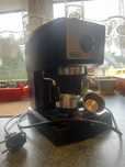 Ekspres ciśnieniowy kolbowy DeLonghi