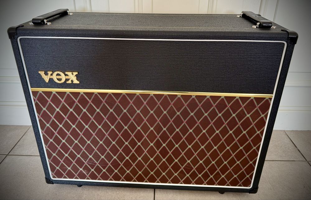 Wzmacniacz VOXAC30Head + 2 Kolumny VOX V212C