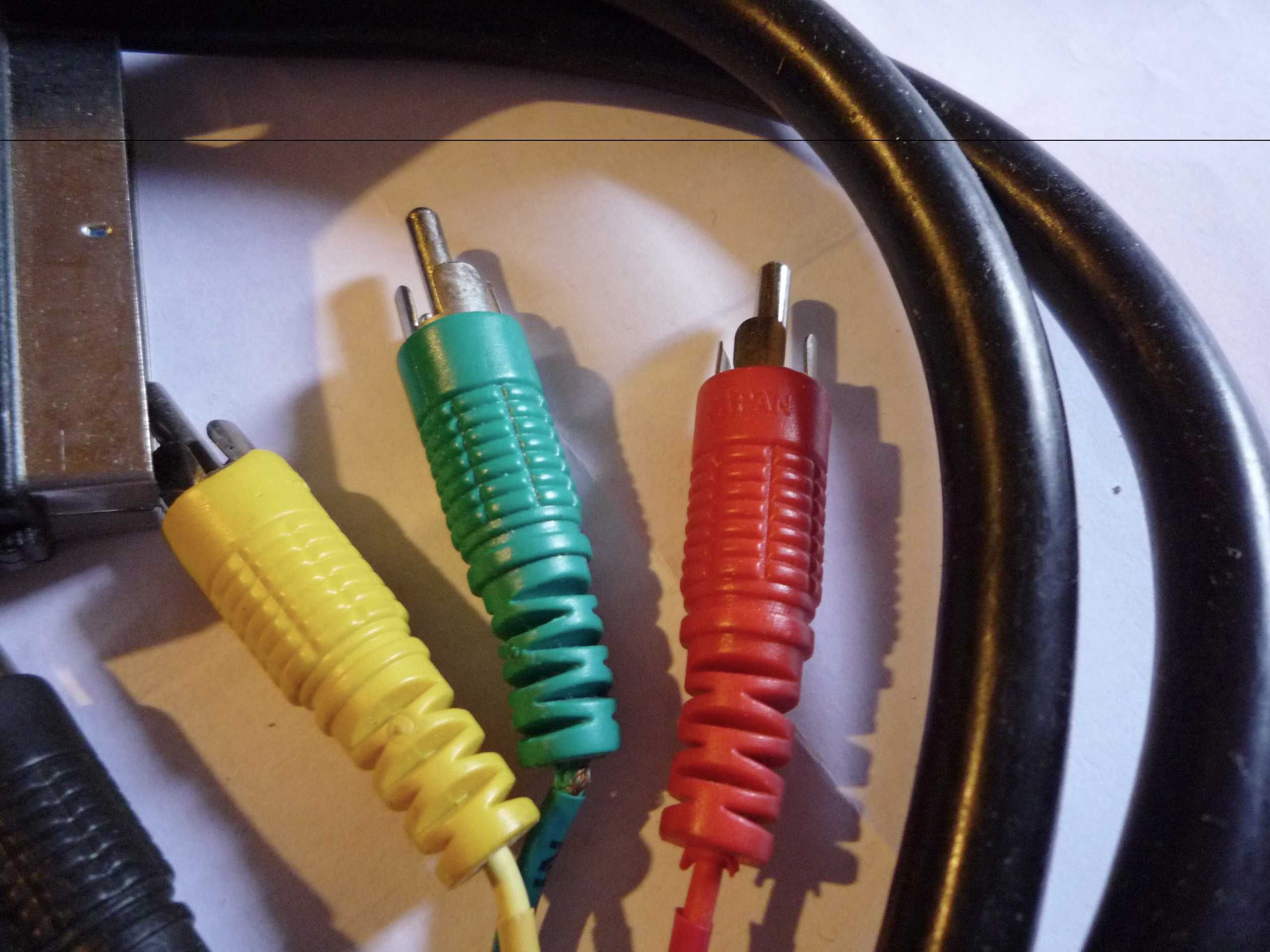кабель SCART для видеомагнитофонов и др. техники.