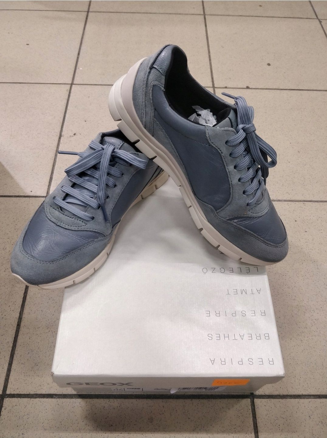 Buty Geox D SUKIE A D04F2A 08522  roz. 38