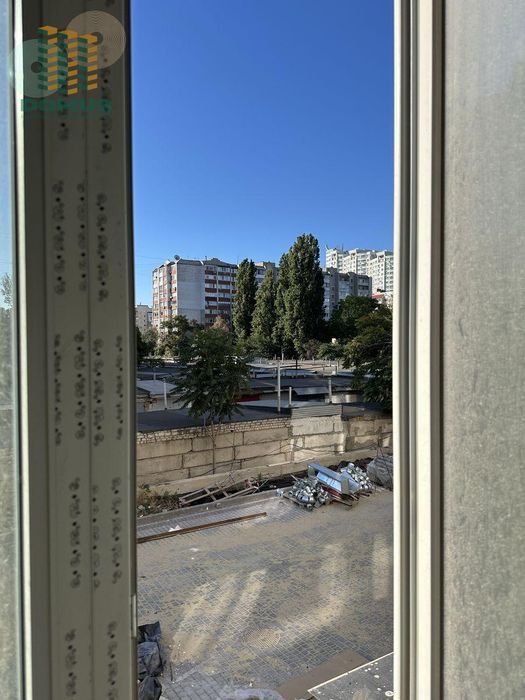 Продам 2 комн в ЖК 4 Сезона! Проспект Гагарина/ Шевченко!