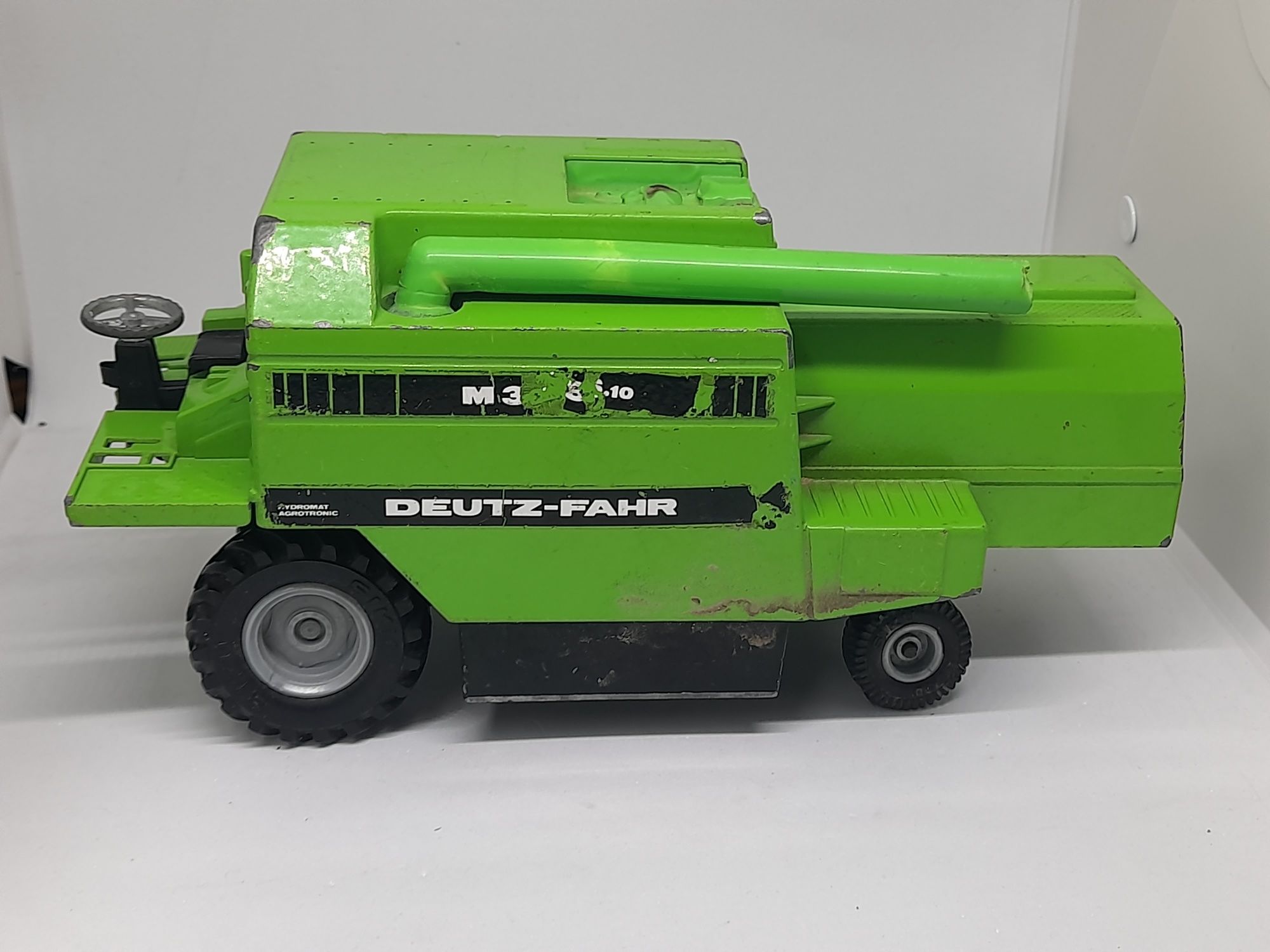 Siku 3850 kombajn Deutz 1:32 farmer diograma złom