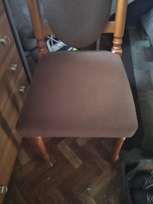 Krzesła sześć sztuk