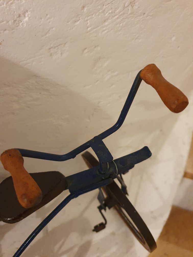 RZEŻBA/FIGURA rower,ozdoba z ceramiki,prowensalski,na prezent
