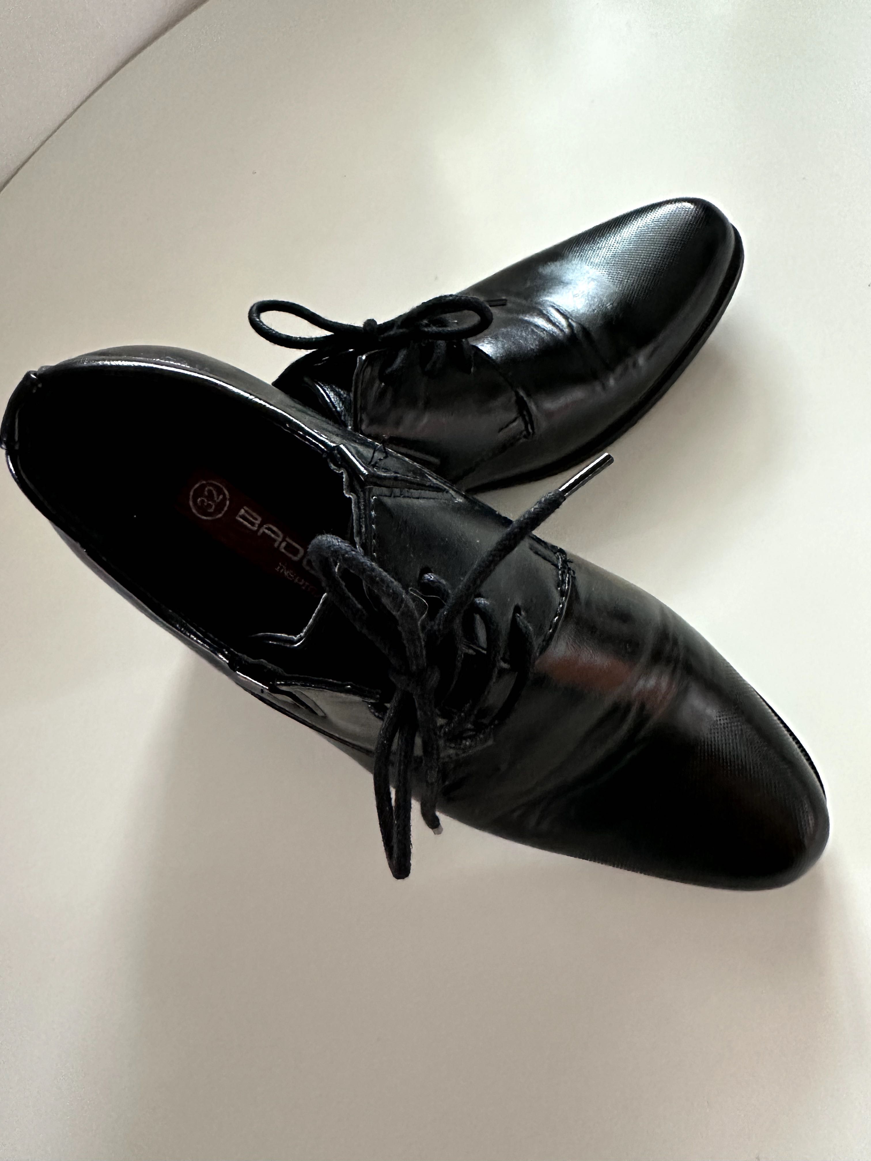 Buty dla chłopca eleganckie - roz 32