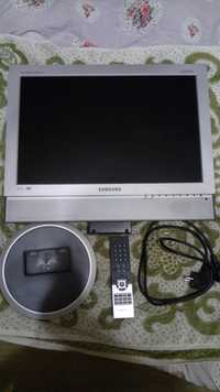 Телевизор-монитор Samsung 940mw.