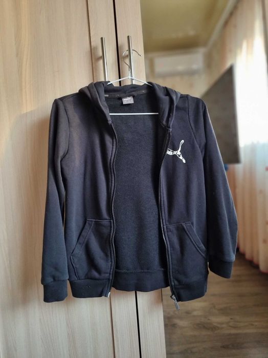 Чорна кофтинка з капюшоном Puma, розмір XS-S/42-44, 140-165 см