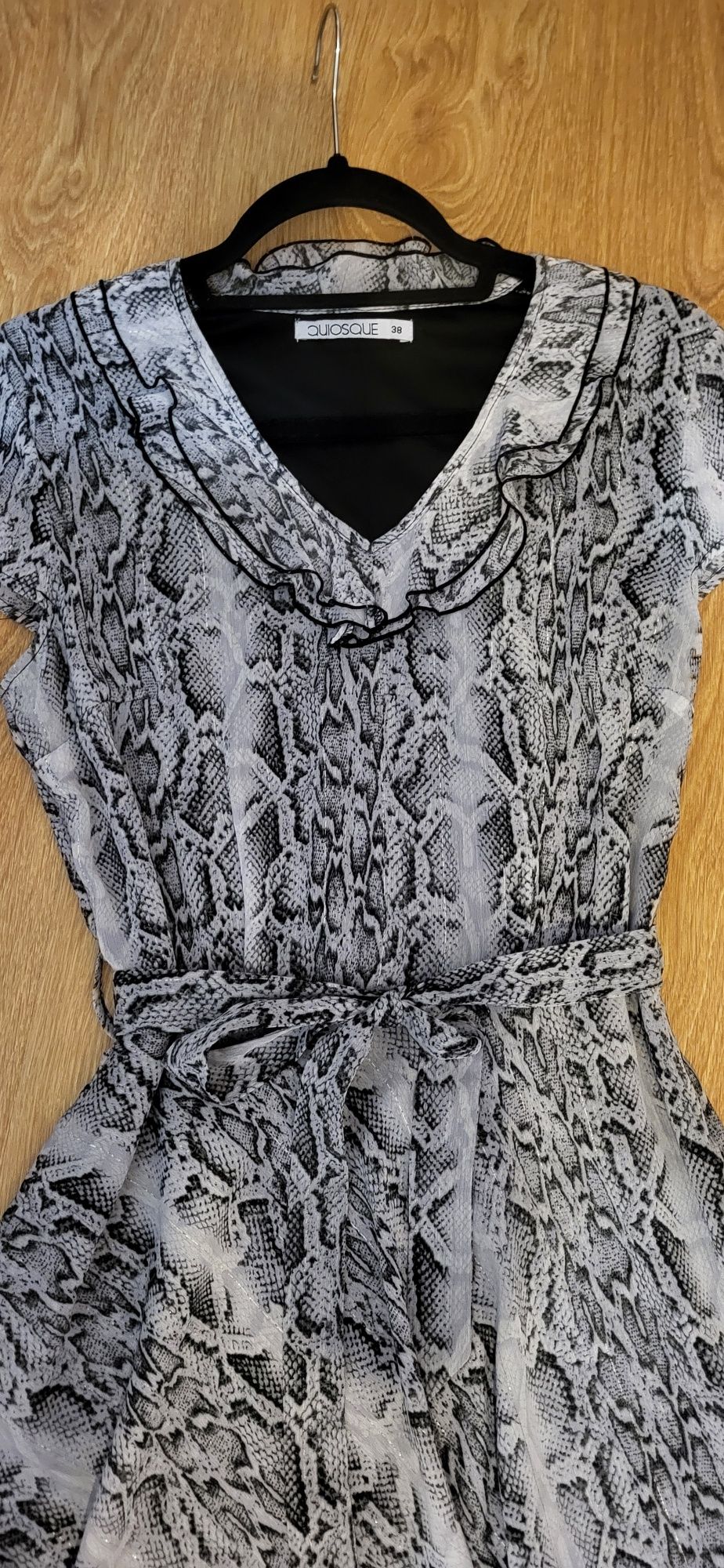 Sukienka letnia midi Quiosque  rozkloszowana S/M