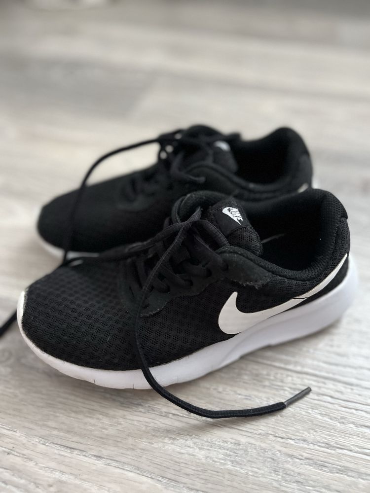 Кросівки, кеди Nike, Zara, Vans р.32-33