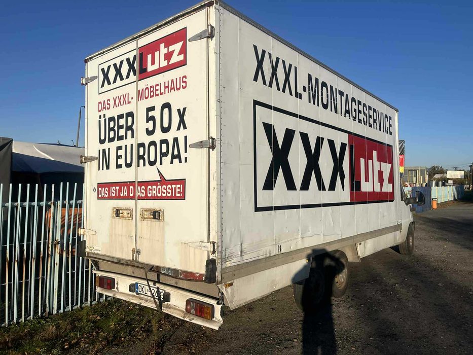 Kontener, Skrzynia ładunkowa, garaż, magazyn