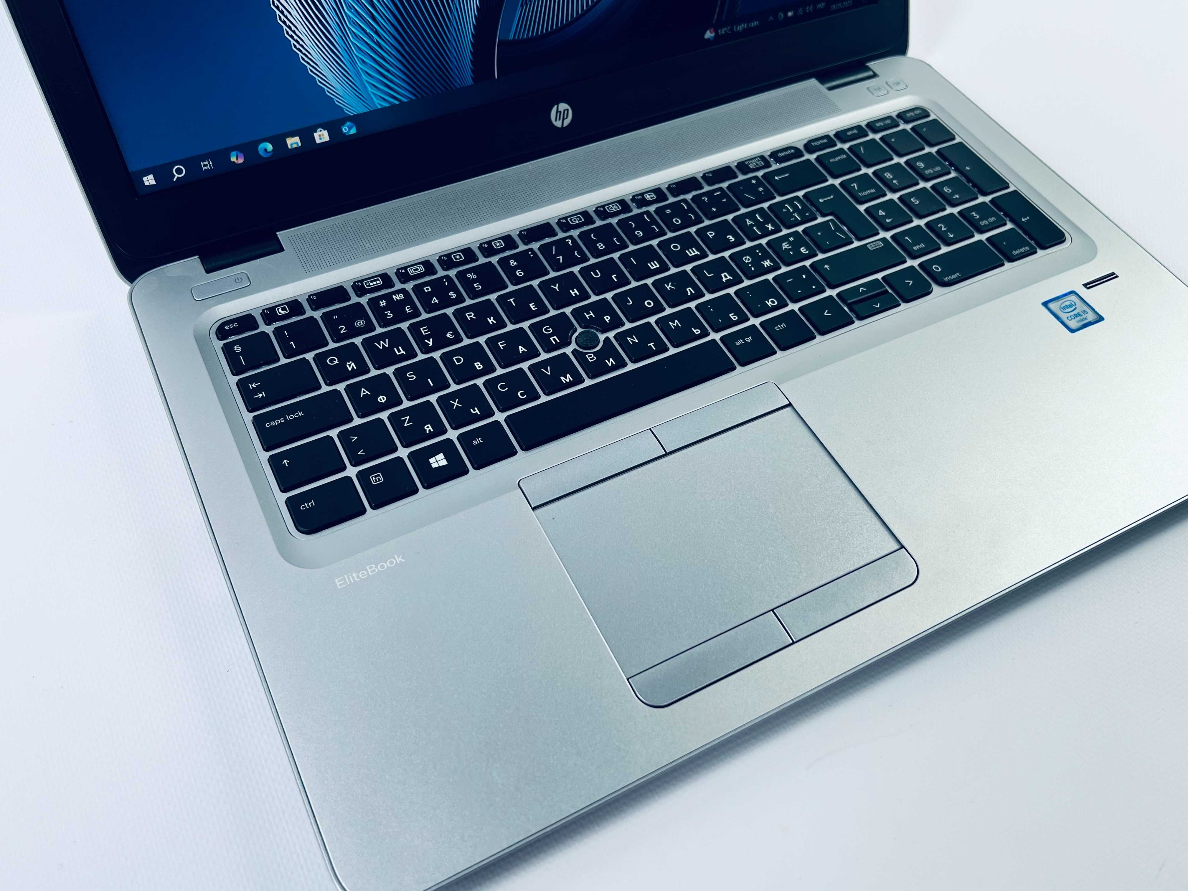 Ноутбук HP Elitebook 850 G3, i5-6200U, 8 gb, 256 gb, HD 1920x1080