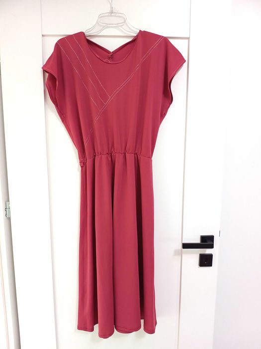 czerwona powojenna sukienka długa letnia z czasów prlu z lat 60tych 38