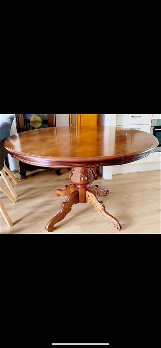Piękny , rzeźbiony , masywny  stół , sprowadzony z Holandii , Starocie
