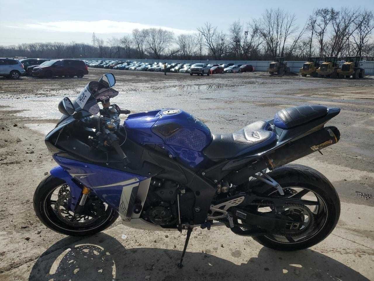 2011 Yamaha YZFR1