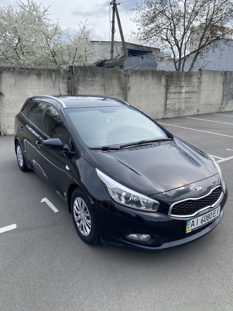 Продам Kia Ceed SW