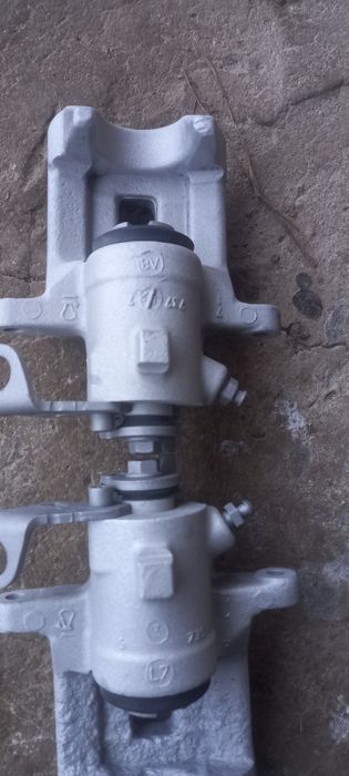 Zaciski hamulcowe grupa vw
