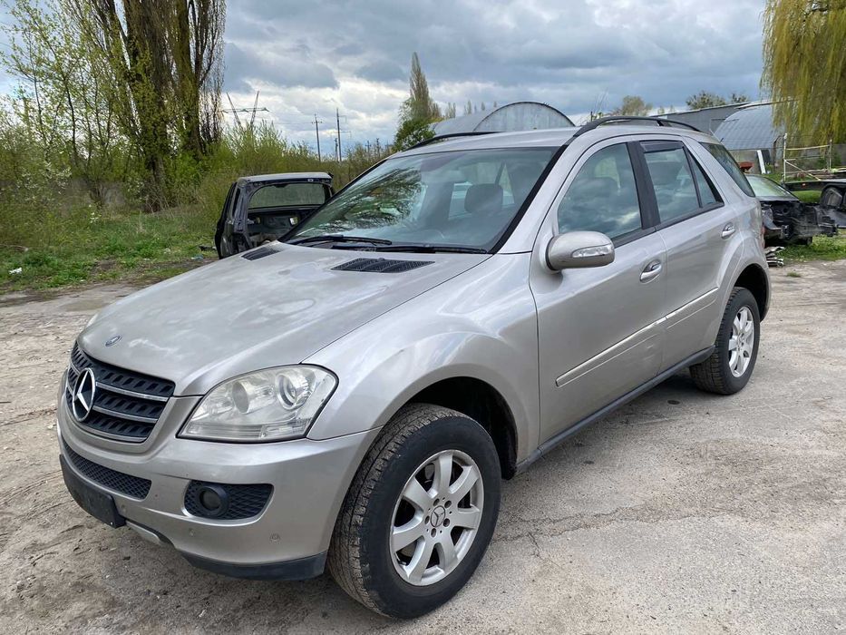 Разборка Mercedes GL X164 ML W164 Бампер Розборка Капот Турбіна Фара