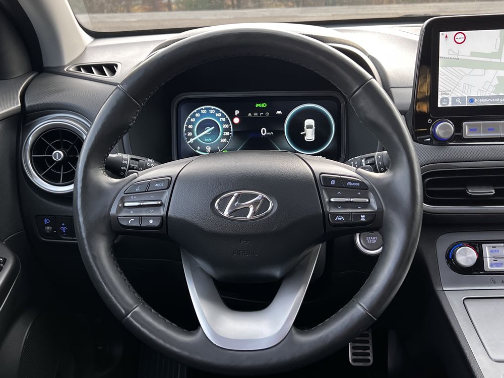 Hyundai kona 2021 64kwh soh100% 530км