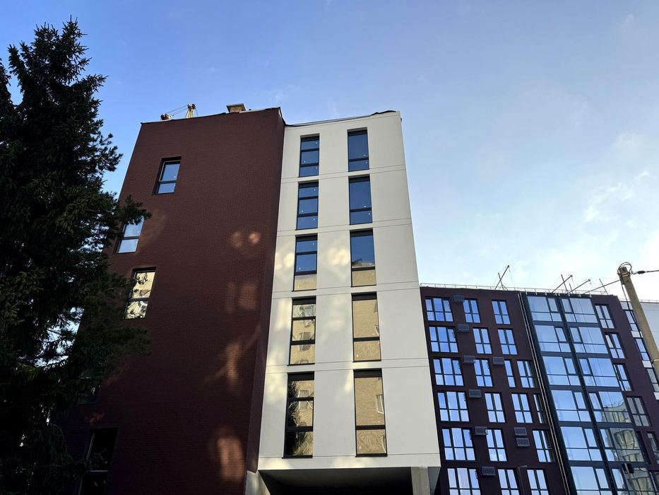 Продаж сучасна офісна будівля площею 1187 м²