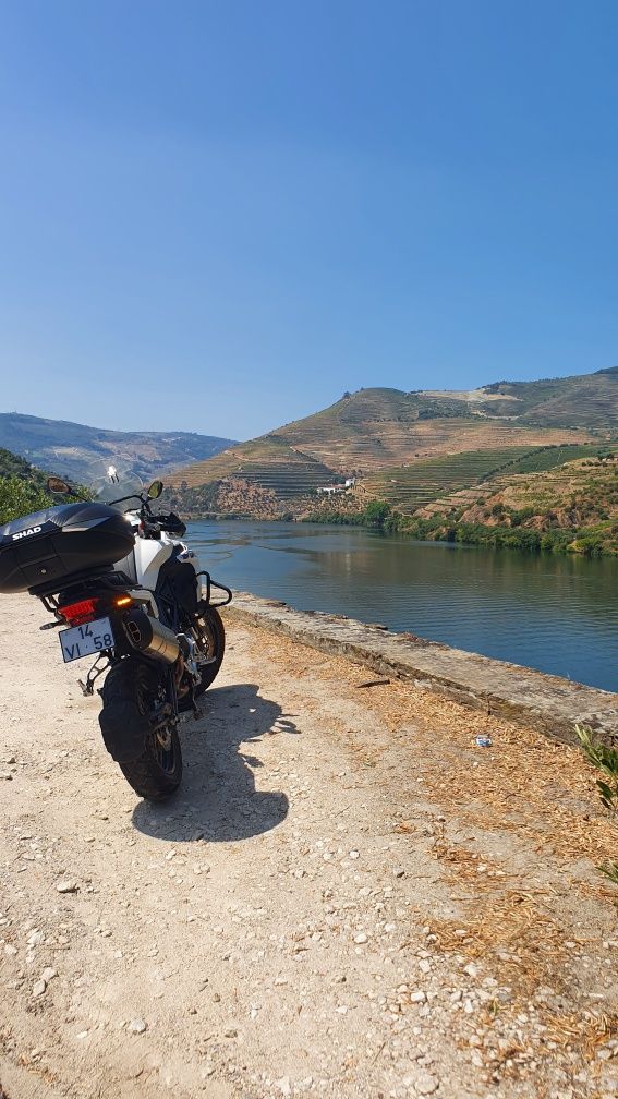 Benelli TRK 502X + Kit malas Shad