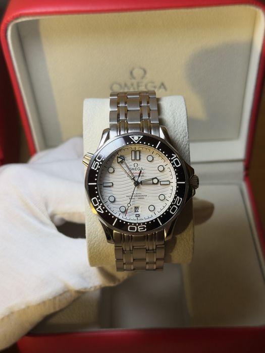 Omega Seamaster Diver 300