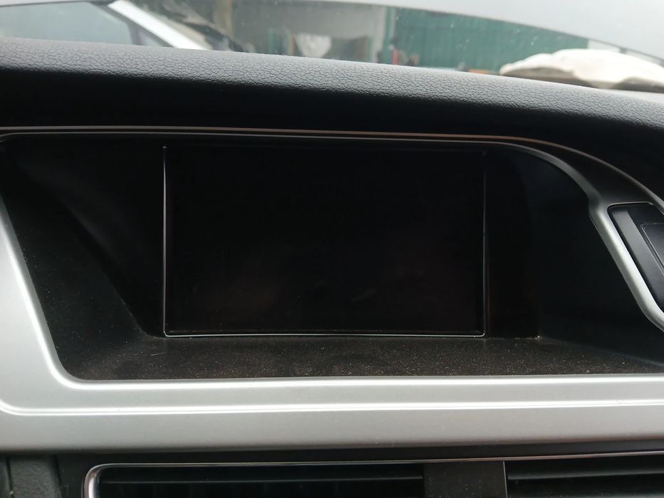 Rádio / auto-rádio AUDI A4 Avant (8K5, B8)