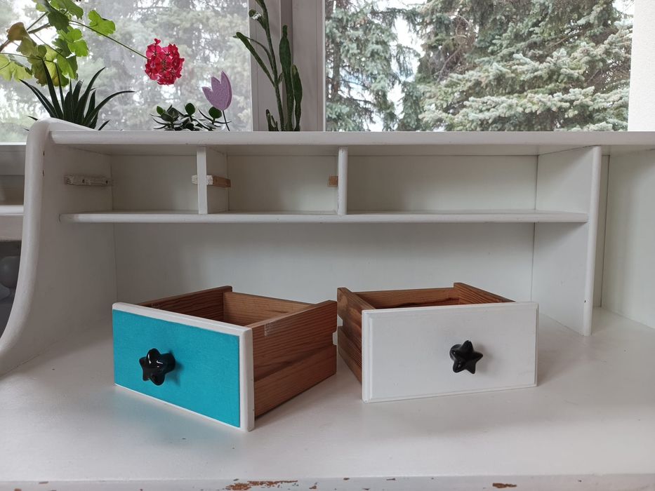 Biurko z nadstawką drewniane