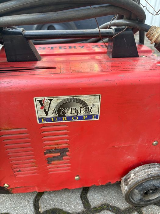 Spawarka Mastery 250 z przewodami miedzianymi 10 mm 230 V