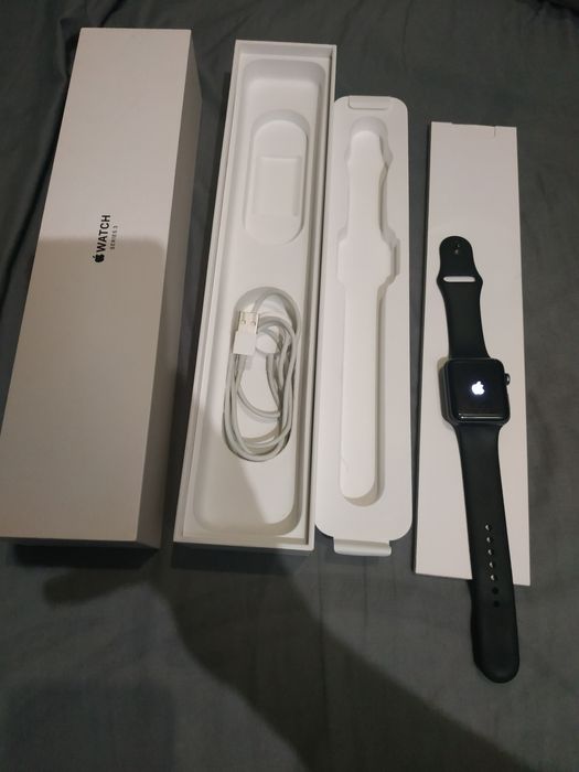 Смарт годинник Apple watch series 3