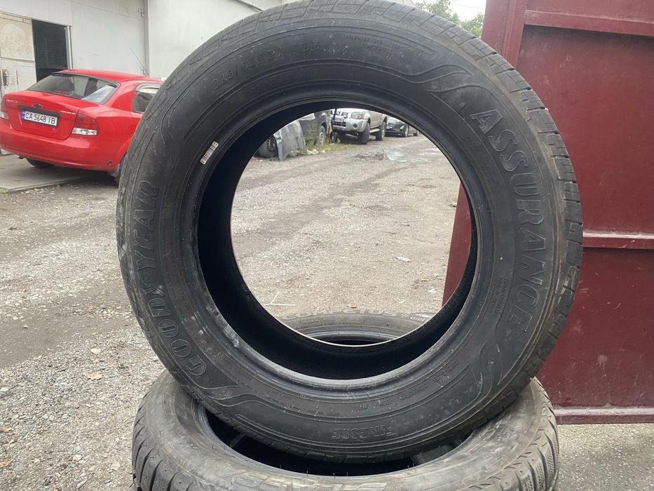 Резина Good year 215/65\17