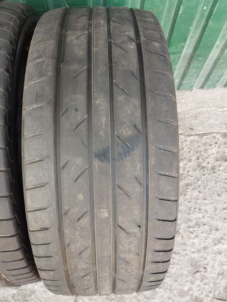 Пара шин Achilles 245/45/19