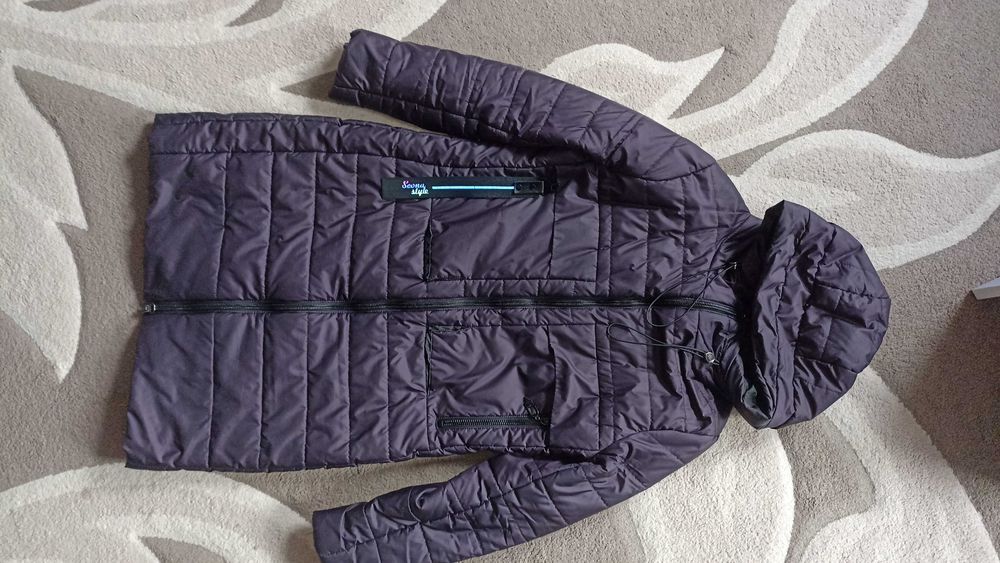 Куртка жіноча осіння