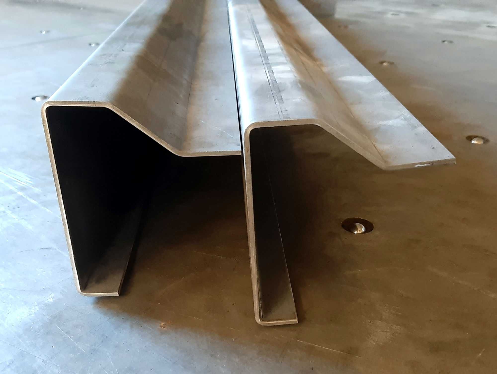Panel boczny platformy aluminiowy 150mm skrzynia Bok Laweta Obrzeże