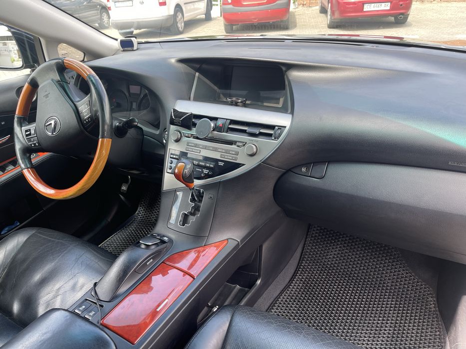 Продам lexus rx 350 2010