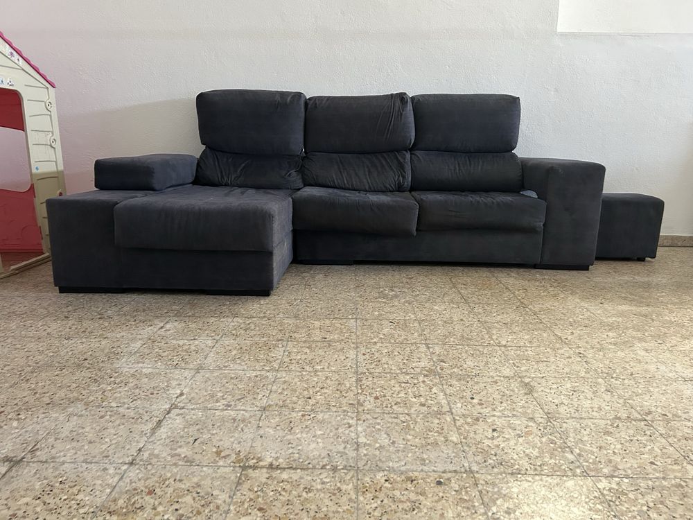 Sofa cizento escuro 3 lugares + puff