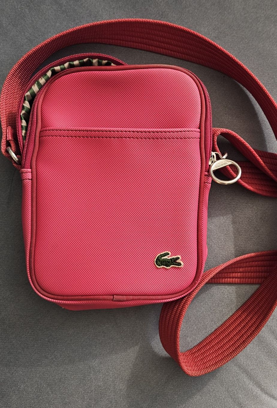 Torebka damska firmy Lacoste
