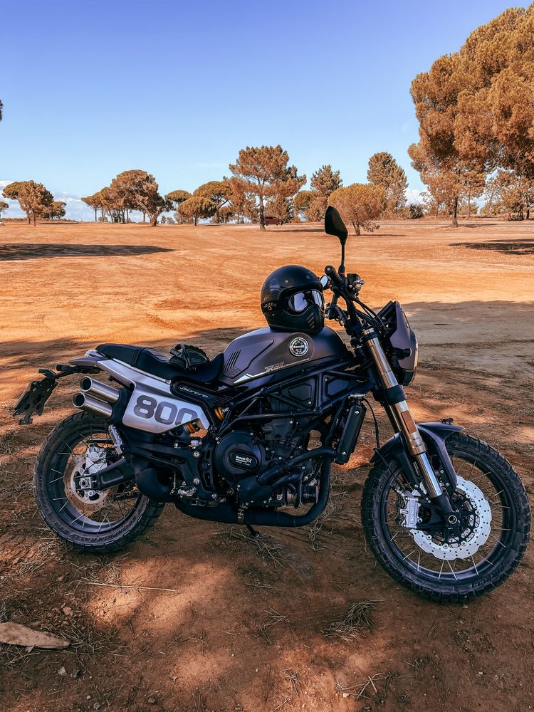 Benelli leoncino 800 traill