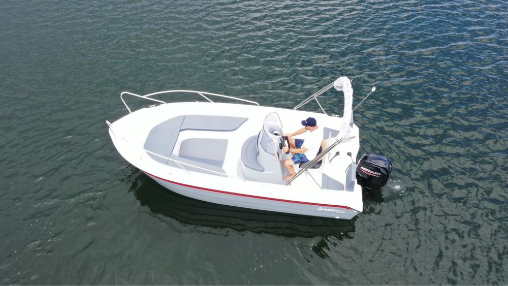 Lódź motorowa Massiv Boats 520 open - Mercury 60EFi - laweta 1000DMC