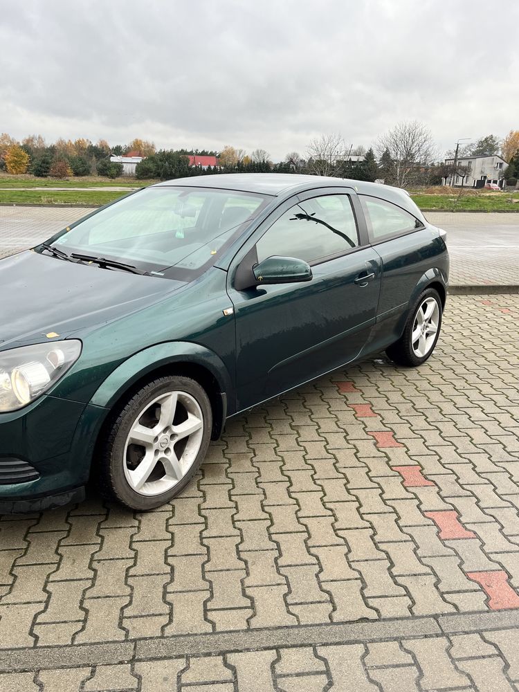 Opel Astra H GTC 1.6