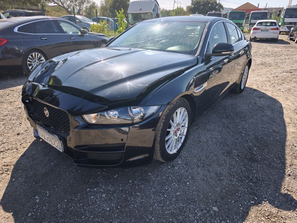 Jaguar XE 2.0 163cv