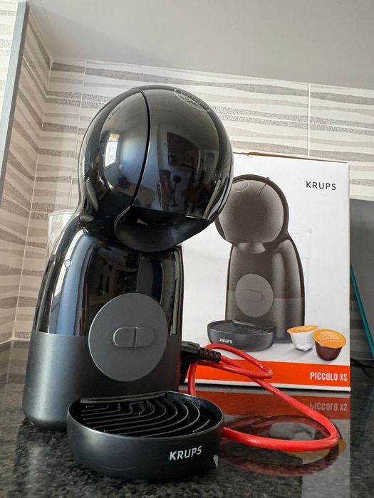 Máquina café Dolce Gusto Piccolo XS