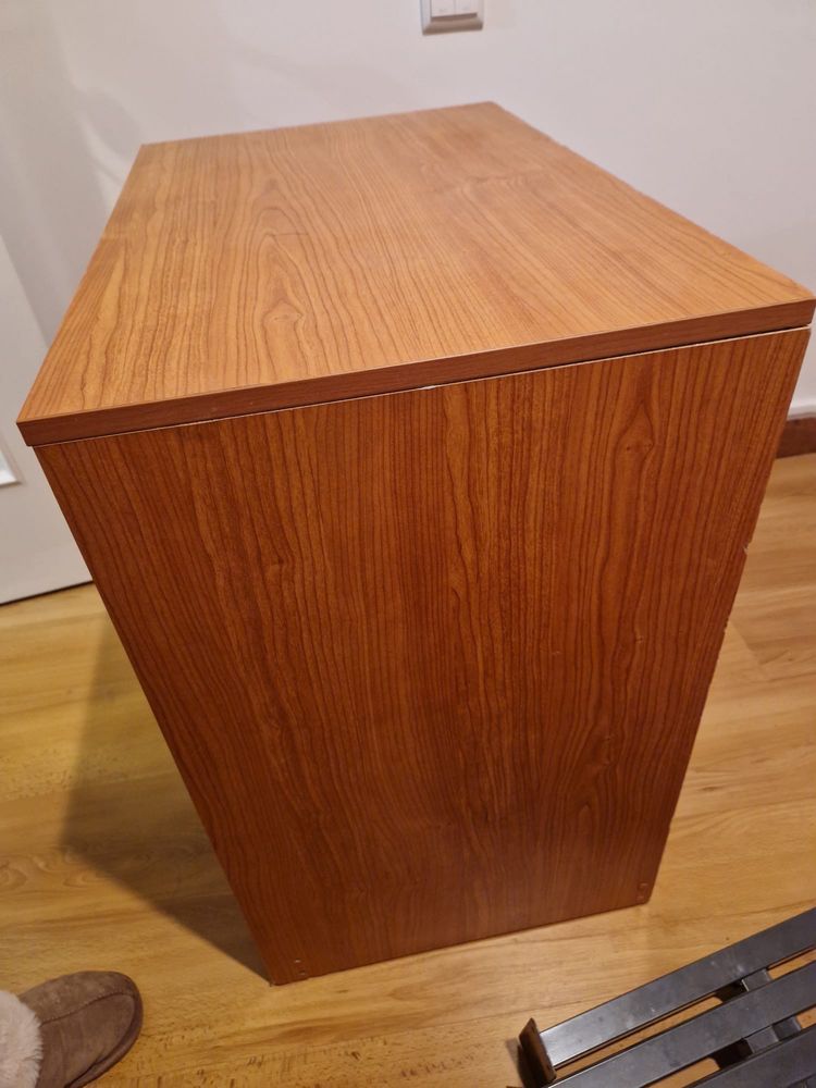 Comoda para quarto