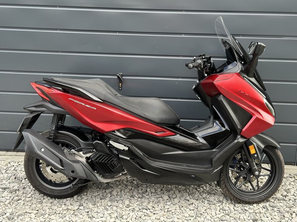 Honda Forza 125 rok 2023 najnowszy model