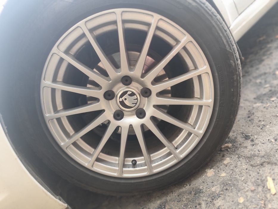 Продам резину с дисками.