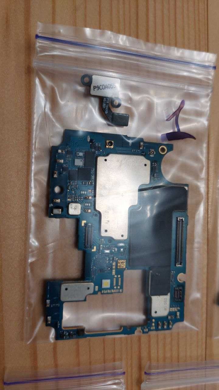 Samsung A51 A515 4/64 GB деталі