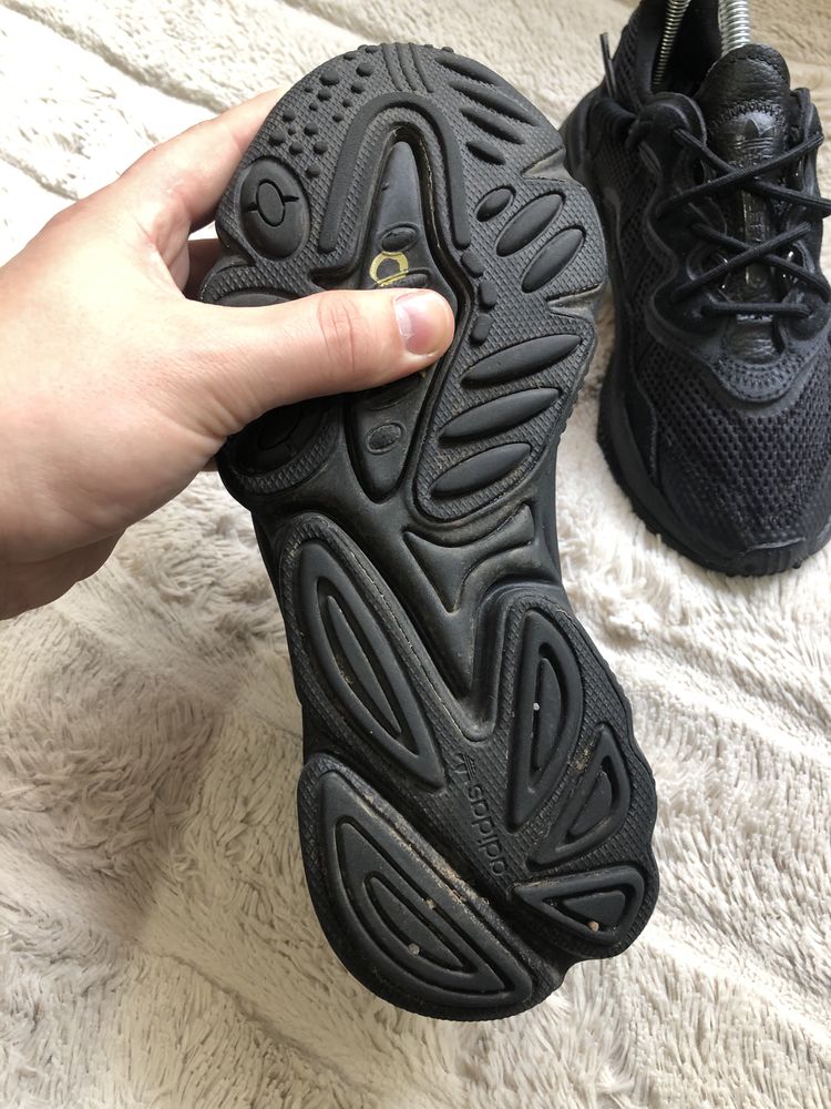 ADIDAS | 36р 23см OZWEEGO оригинальные женские кроссовки черные сетка