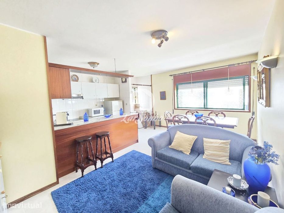 Apartamento T1+1 com L.G. p/2 carros em 1º linha de PRAIA na Póvoa ...