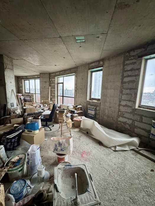 137 тыс.$ Квартира в центре 137 м2/ Три спальни/ Авантаж