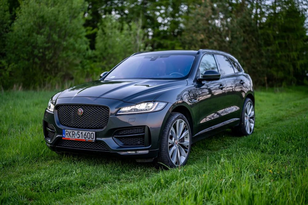 Jaguar F-Pace Jaguar F-Pace -3.0 TDV6 R-Sport - MAX wersja wyposażenia