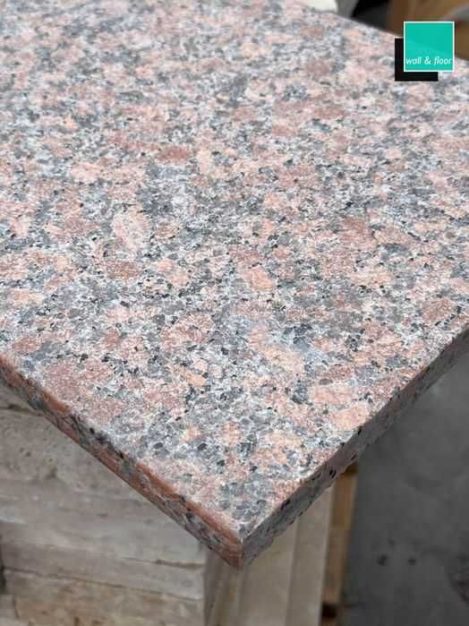 Płytka granitowa Maple Red G562 60x60x2 Płomieniowana idealna na taras